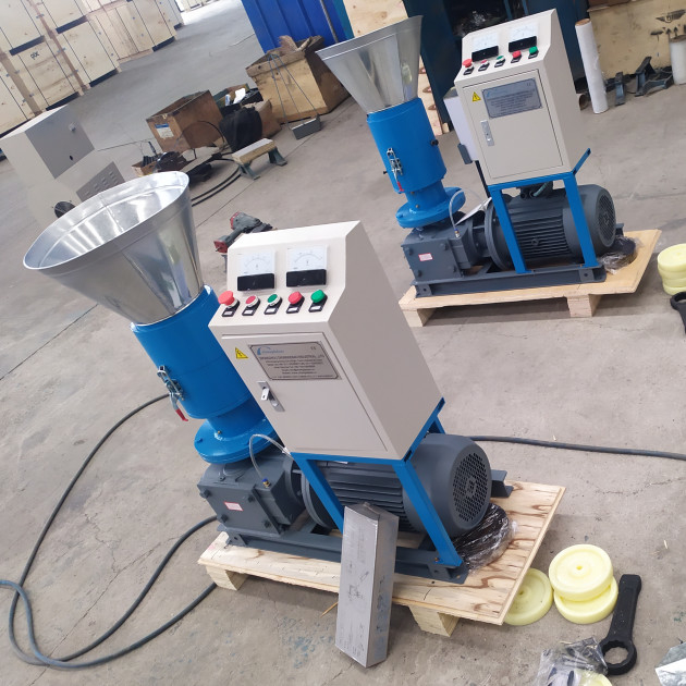 Wood Hammer Mill Sawdust Fuel Pellets Making Machine Rumah Tangga 100-150KG/H Electric Wood Pellet Mill