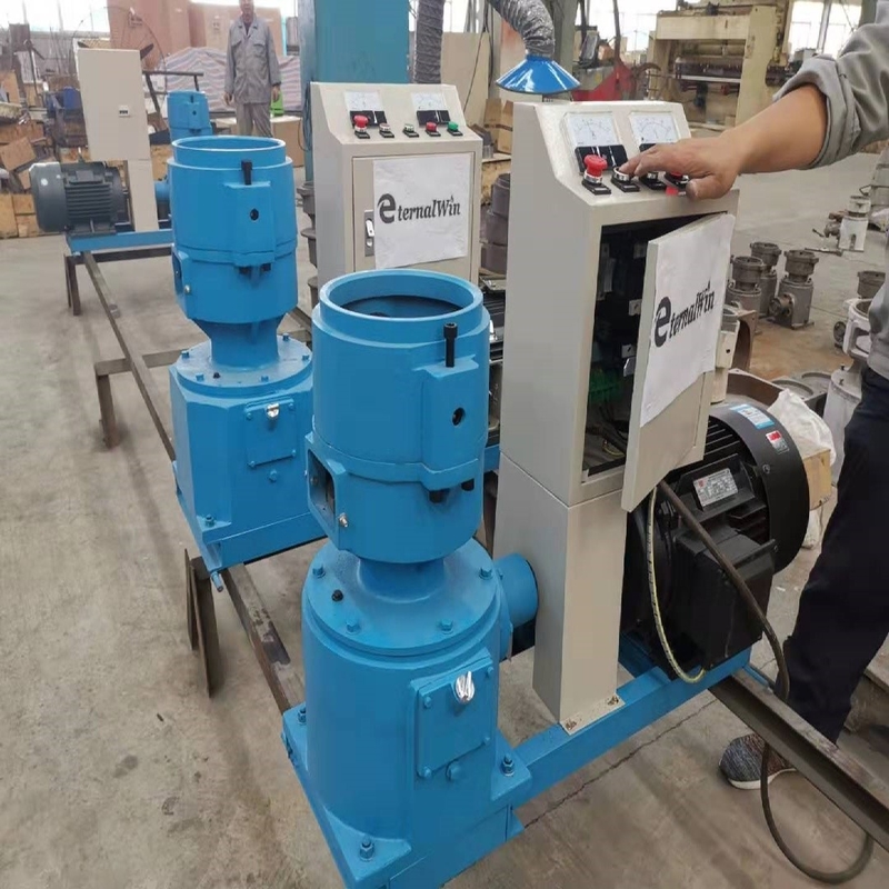 Mesin Pembuatan Pellet Pakan Berskala Kecil 4KW Motor Jenis Listrik Mesin Pabrik Pakan Hewan