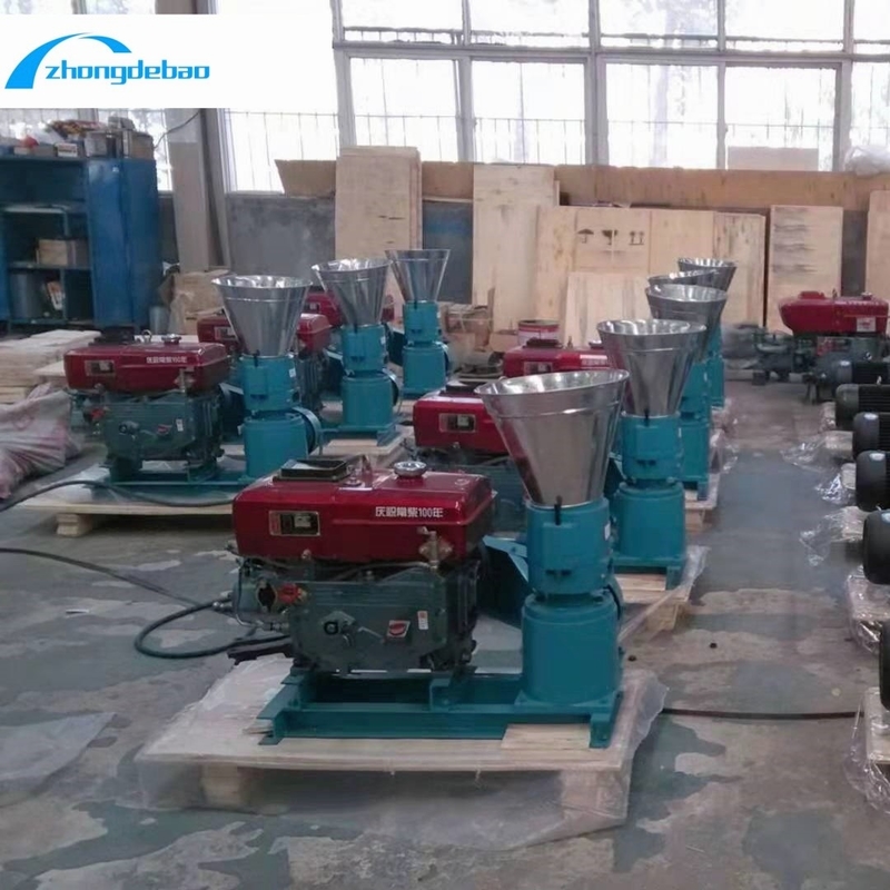 Mesin Diesel tipe 10HP Mesin Pengolahan Pellet Pakan Hewan 90-120kg/jam output Mesin Pembuat Pellet Pakan