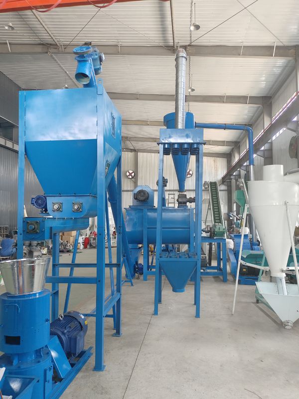 Jalur Pelletizing Pakan Hewan yang dapat disesuaikan dengan instalasi panduan insinyur dan pasokan listrik 380V/50Hz/3Phase