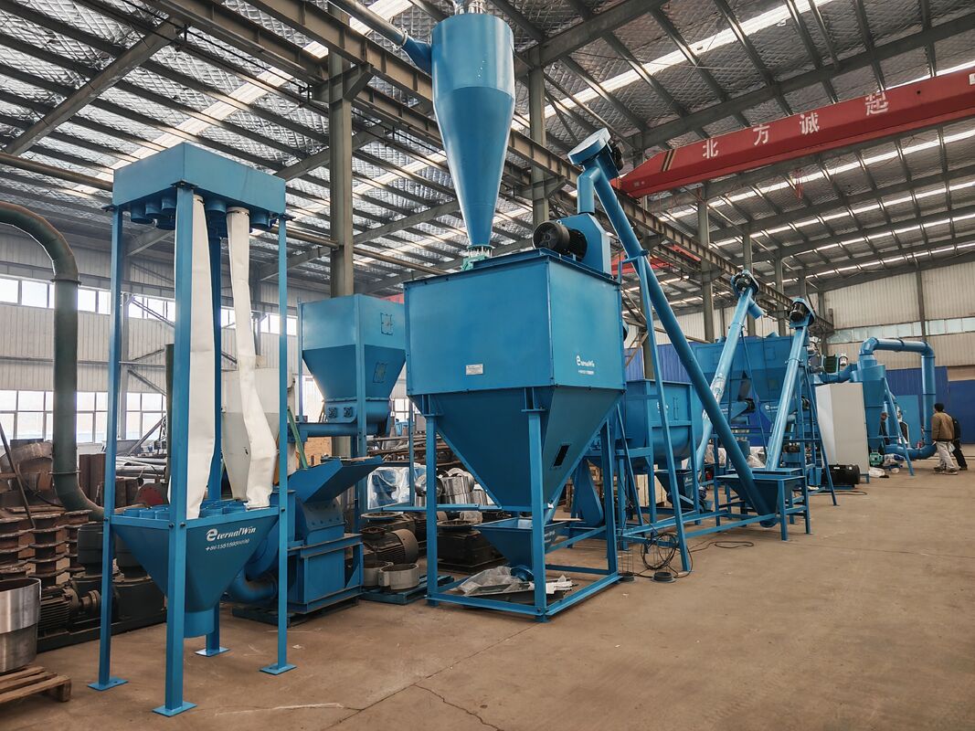 Jalur Pelletizing Pakan Hewan yang dapat disesuaikan dengan instalasi panduan insinyur dan pasokan listrik 380V/50Hz/3Phase